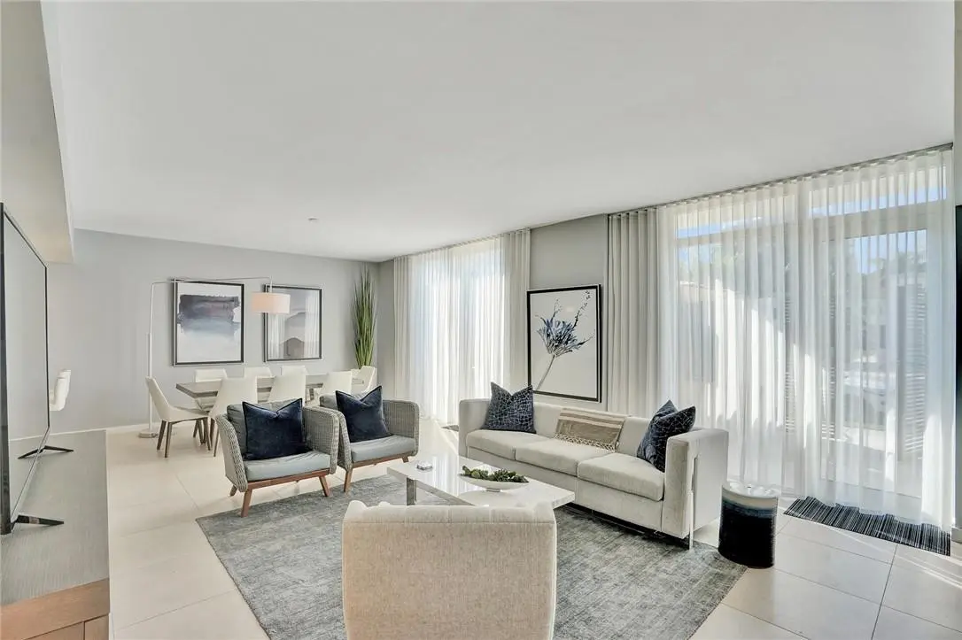Photo 2 at 401 N BIRCH Road TH5, Fort Lauderdale