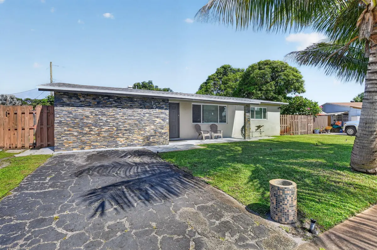 3-web-or-mls-DSC_5019 at 103 SW 14th Street, Deerfield Beach