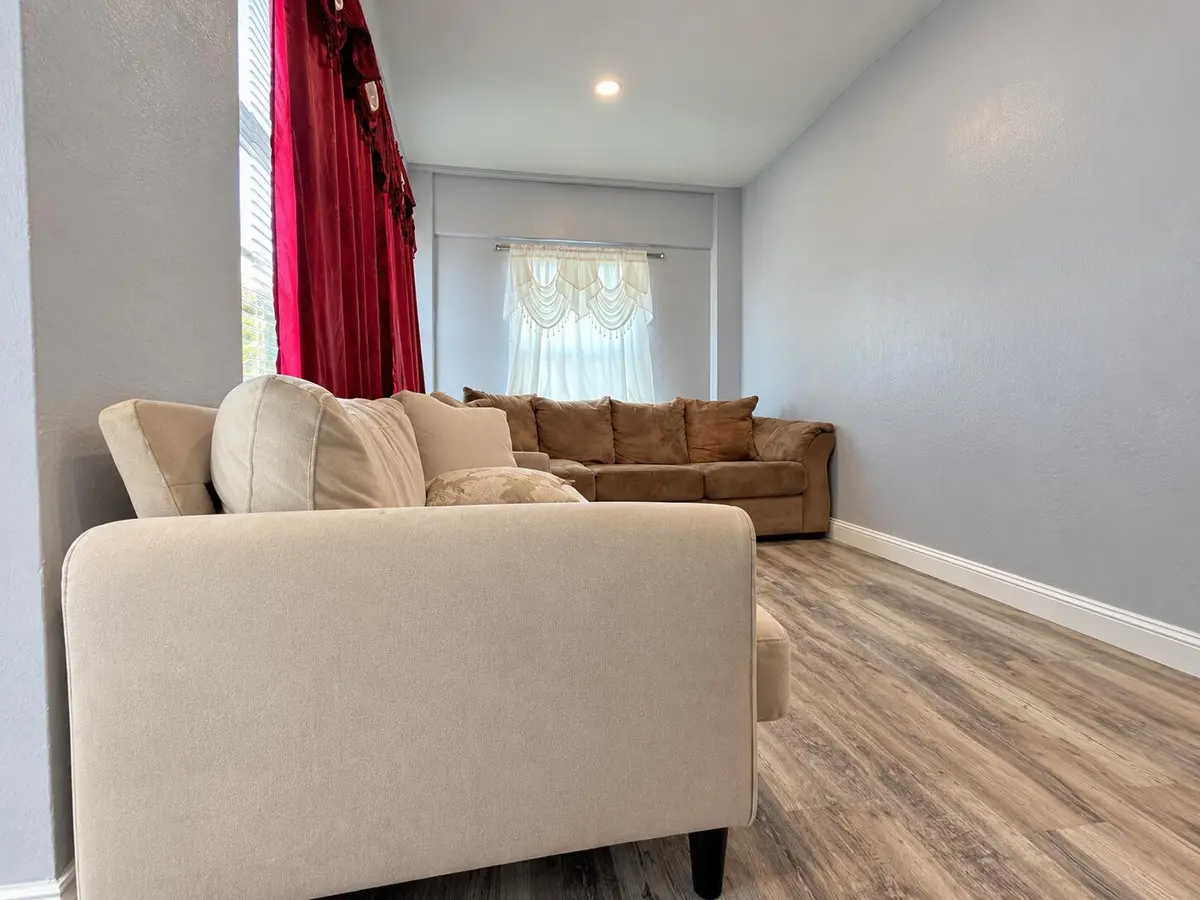8A5FCDEB-876E-41C8-BEAD-B58E17360835 at 173 W 16th Street, Riviera Beach