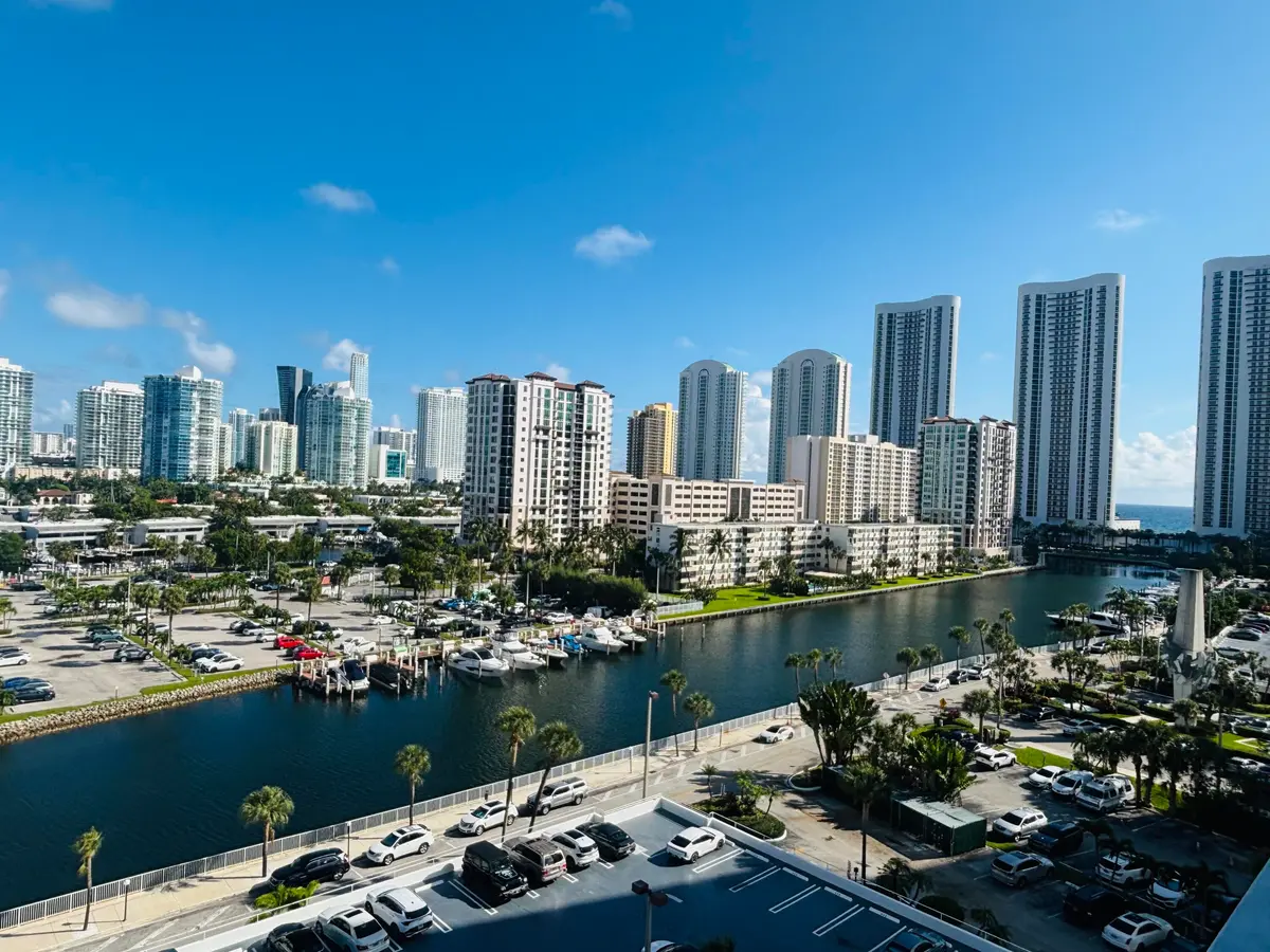 IMG_3464 at 500 BAYVIEW Drive 925, Sunny Isles Beach