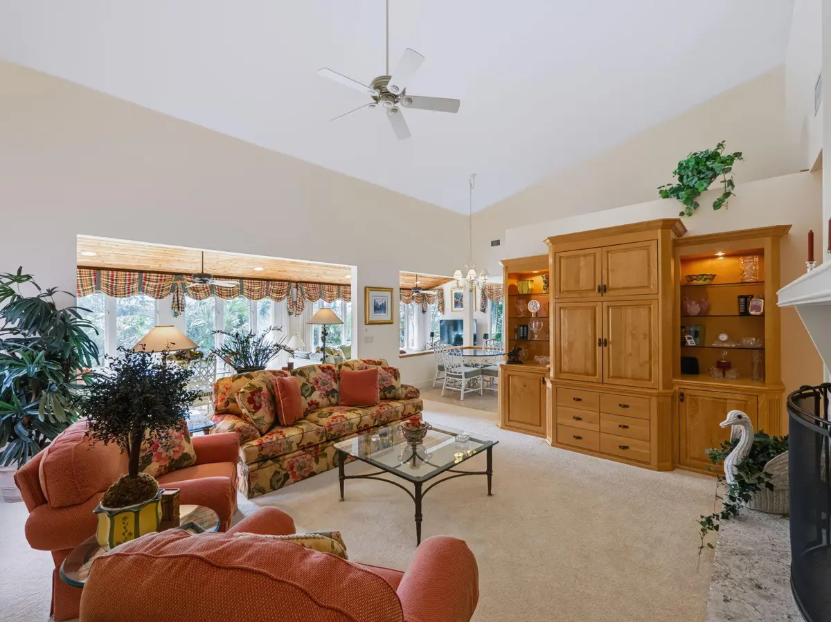 4-web-or-mls-5011-se-burning-tree-circle at 5011 SE Burning Tree Circle, Stuart
