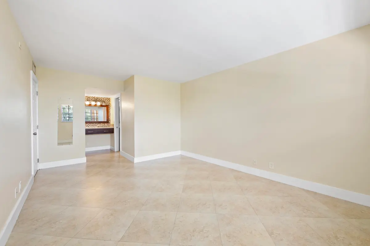 DSC_9111 at 2851 S PALM AIRE Drive 503, Pompano Beach