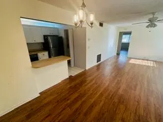 pine9 at 101 LAKE PINE Circle D-2, Greenacres