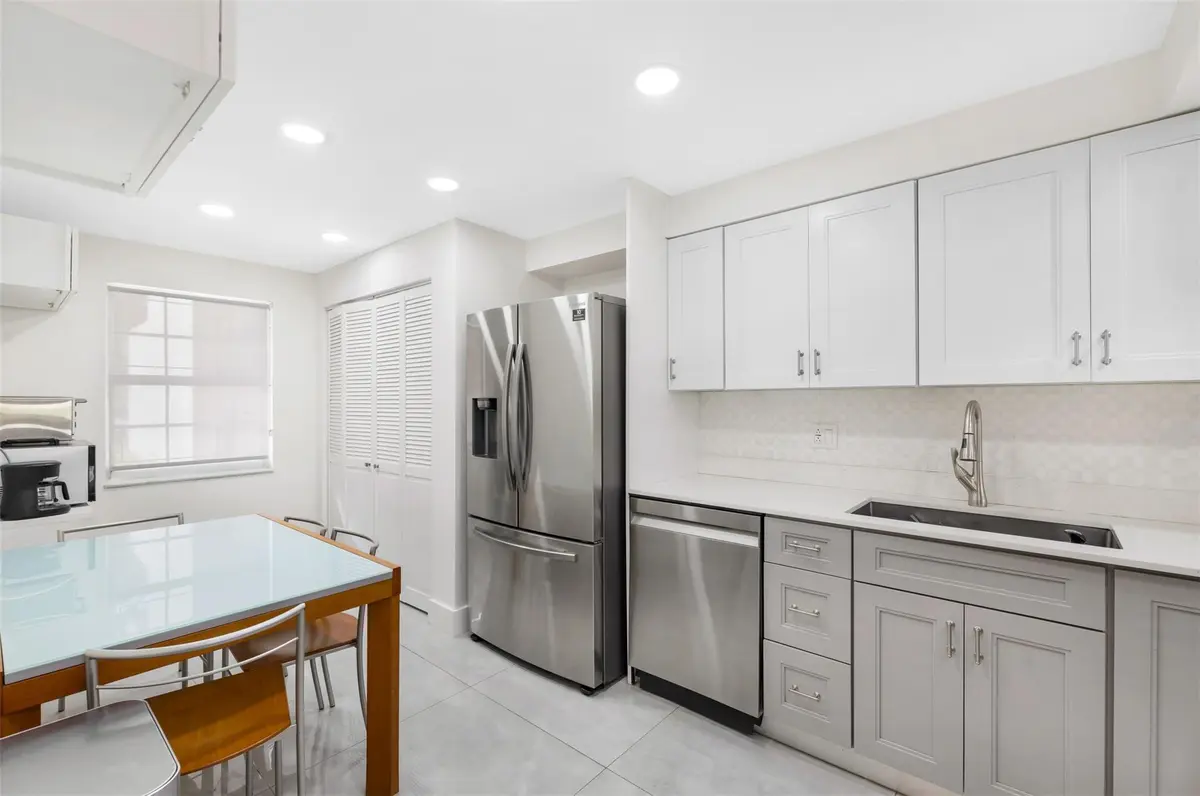Photo 3 at 4011 N CYPRESS Drive 101, Pompano Beach