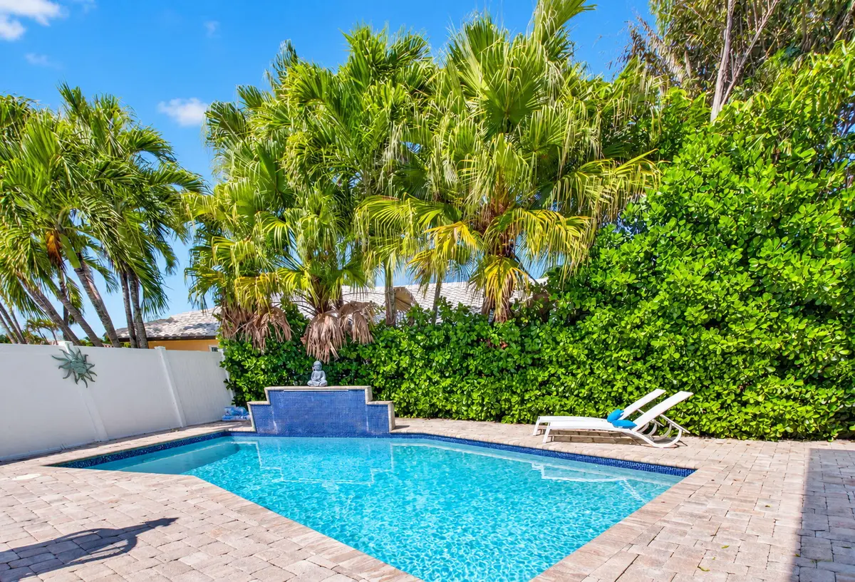 Pool at 6869 Terra Tranquila Drive, Boca Raton