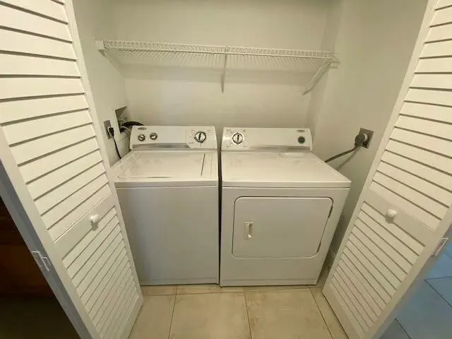 tempImager9bgVA at 1601 Windorah Way G, West Palm Beach