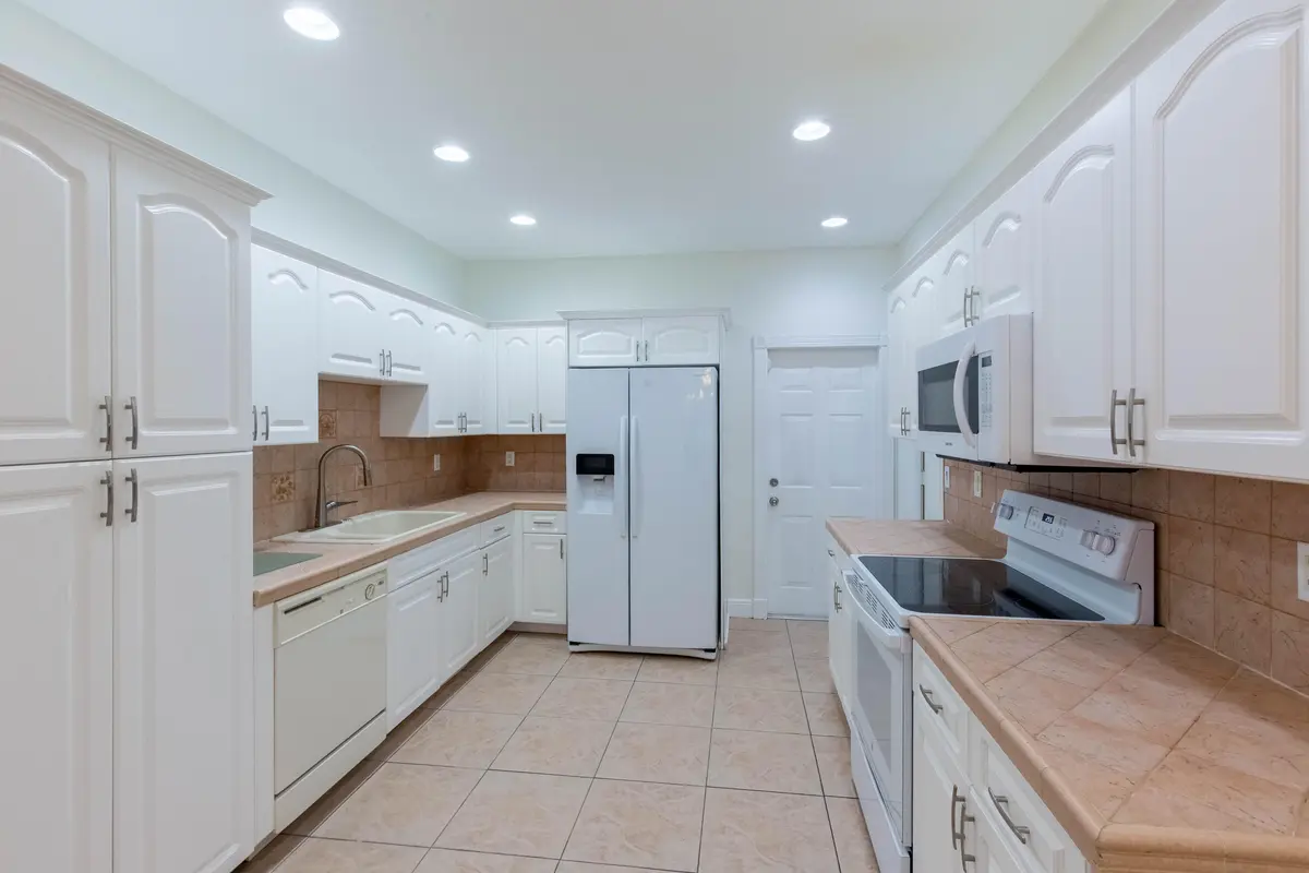 Kitchen at 1036 STAGHORN Street, Wellington