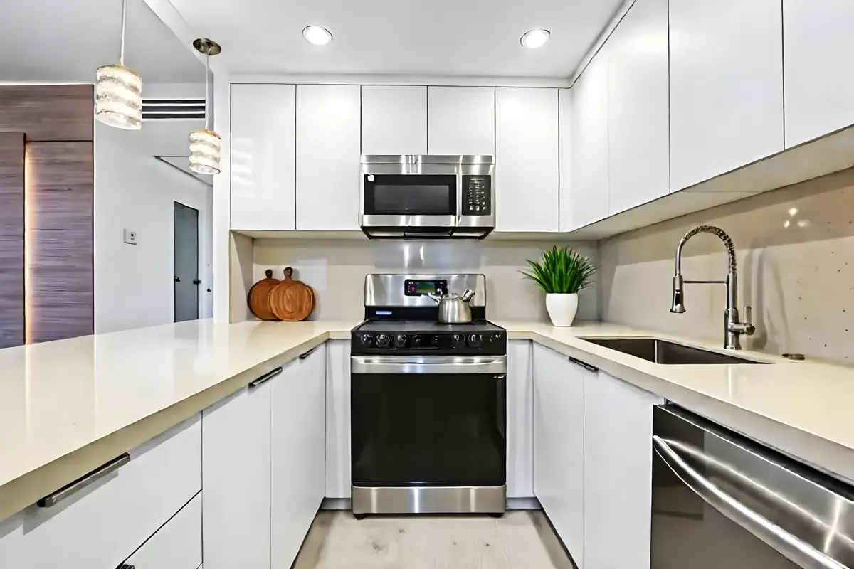 R_F07 at 3076 Newport Drive Q, Deerfield Beach