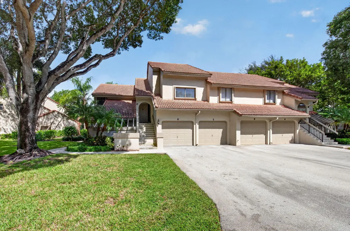 5731 COACH HOUSE at 5731 Coach House Circle A, Boca Raton
