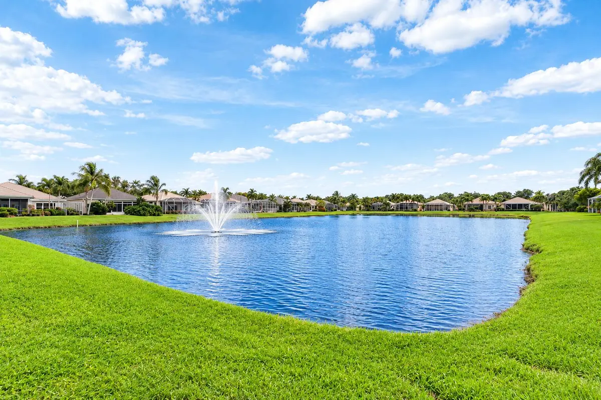 Lake w/fountain at 10086 Mizner Falls Way, Boynton Beach