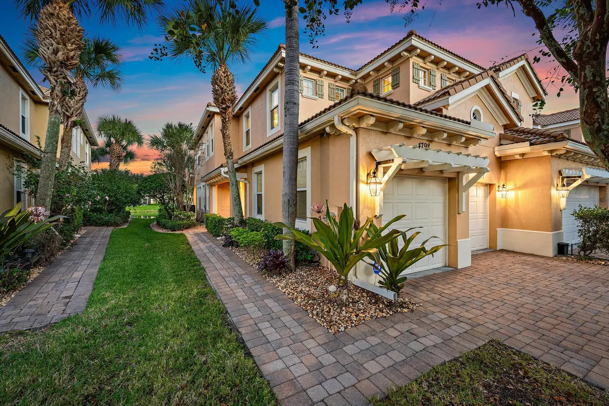 Front Exterior at 4798 Cadiz Circle, Palm Beach Gardens