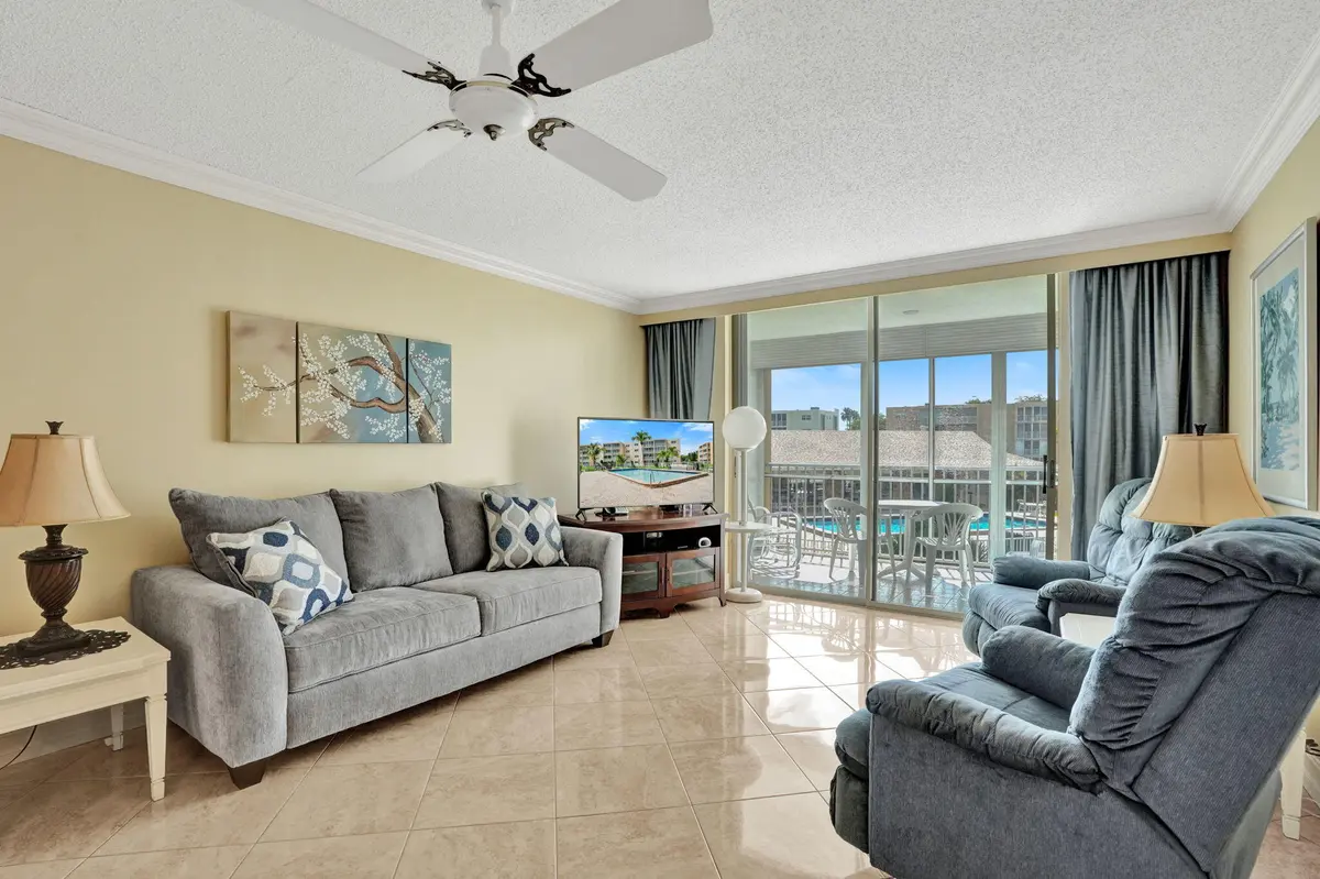 Living room at 202 SE 10TH Street 203, Dania Beach