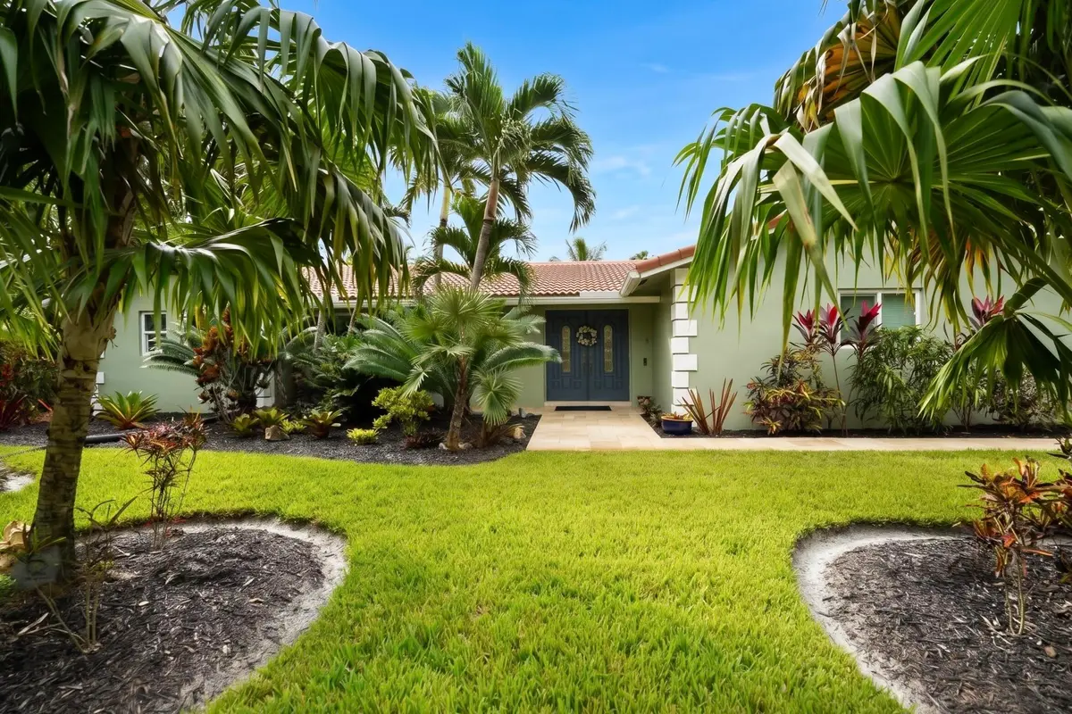 front at 10850 NW 33RD Street, Coral Springs