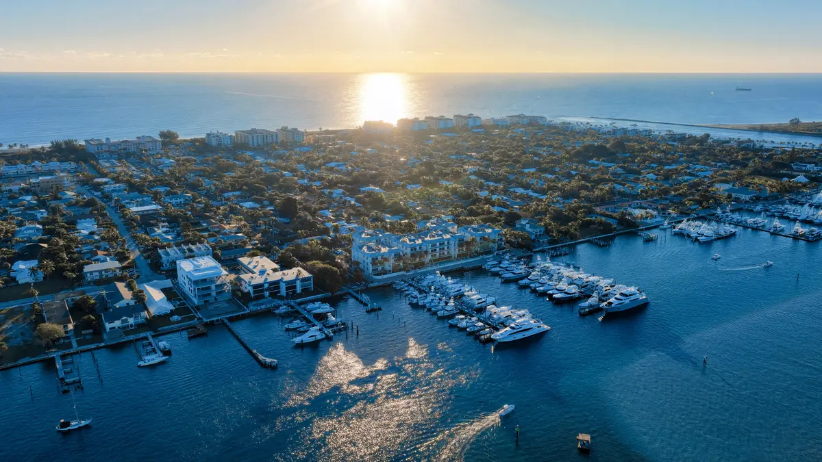 Aerial View at 178 Lake Drive 4201, Palm Beach Shores
