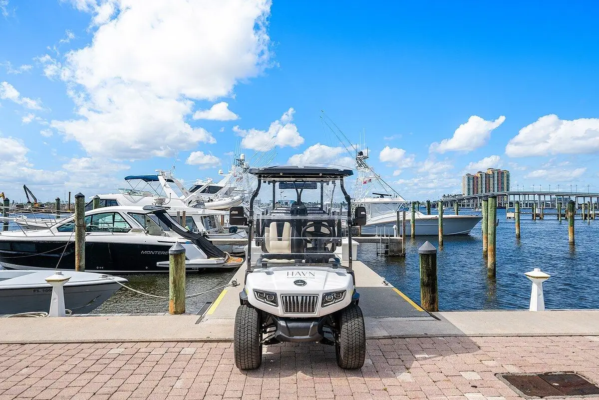 Dock at 178 Lake Drive 4201, Palm Beach Shores