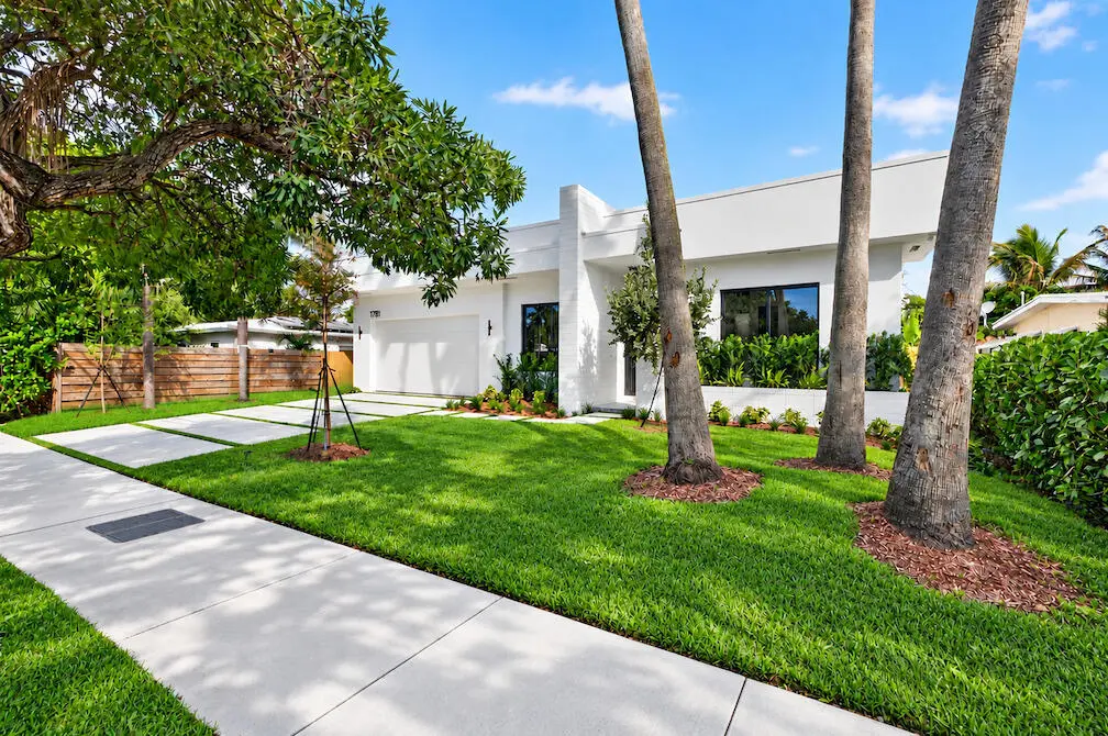 Florida Midcentury at 1781 NE 18TH Street, Fort Lauderdale