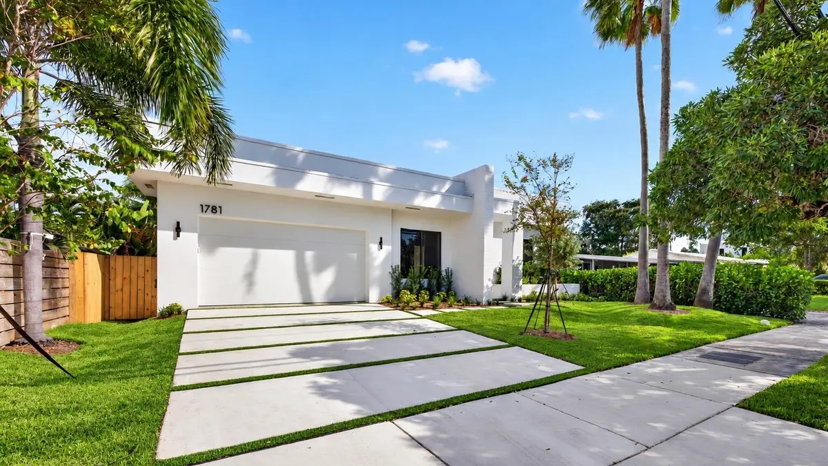 Florida Midcentury at 1781 NE 18TH Street, Fort Lauderdale