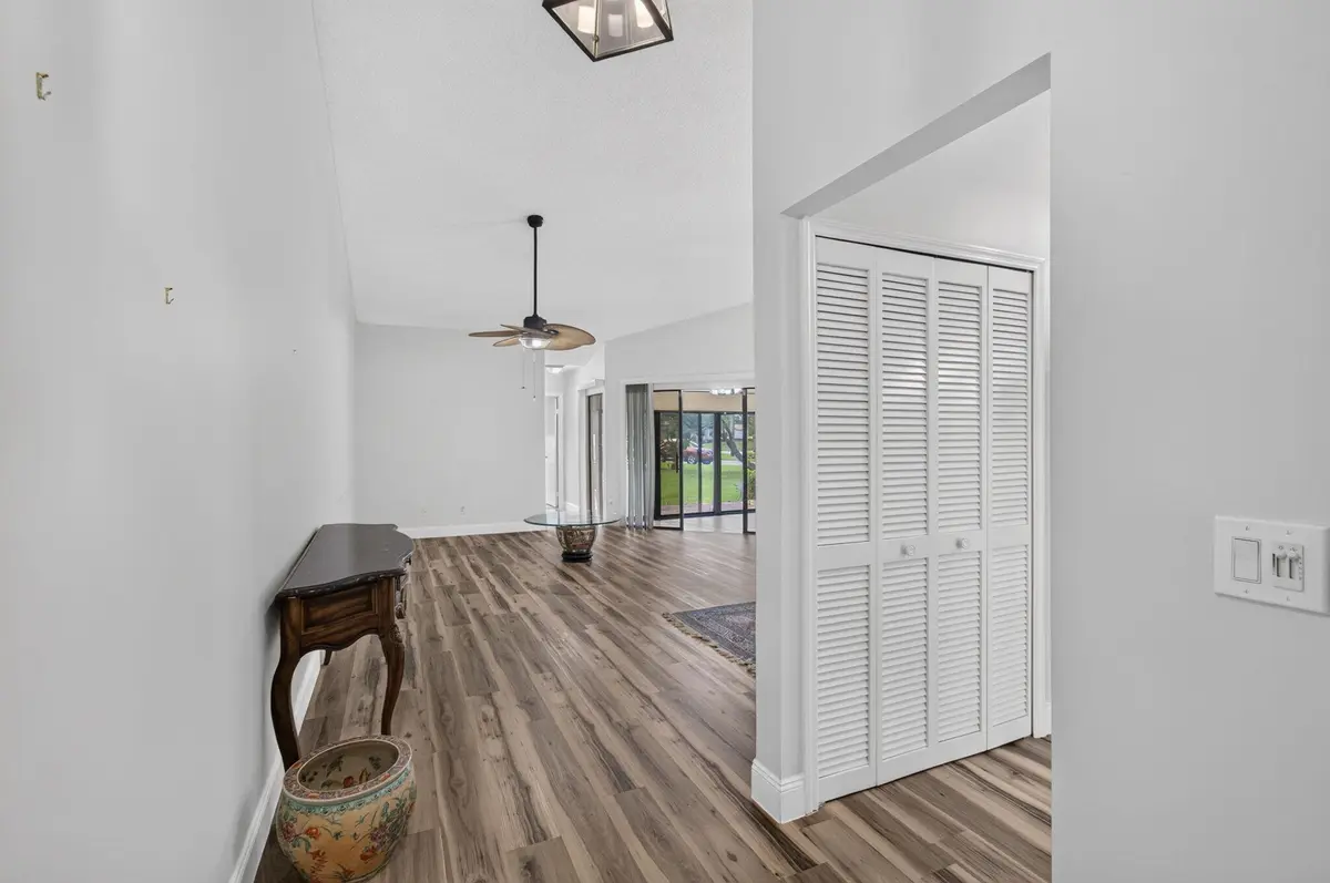 ENTRANCE FOYER at 5887 PARKWALK Circle, Boynton Beach