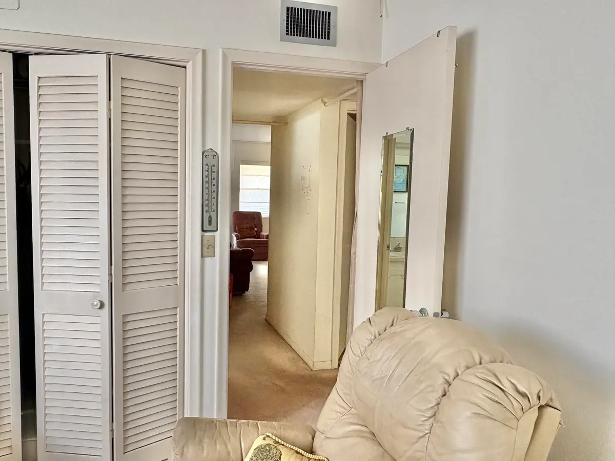 Central Air at 205 Salisbury I, West Palm Beach