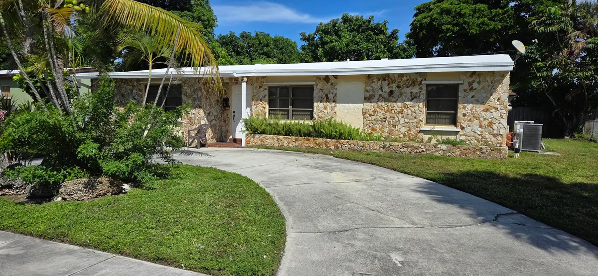FRONT2 at 2448 NE 13TH Avenue, Pompano Beach