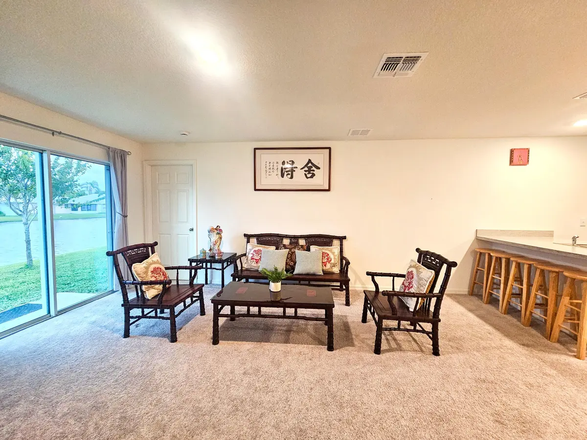 Livind Room at 698 SE 25TH Drive, Okeechobee