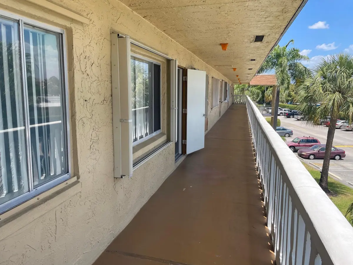 20240604050833349404000000-o at 700 Village Green Court, Palm Springs