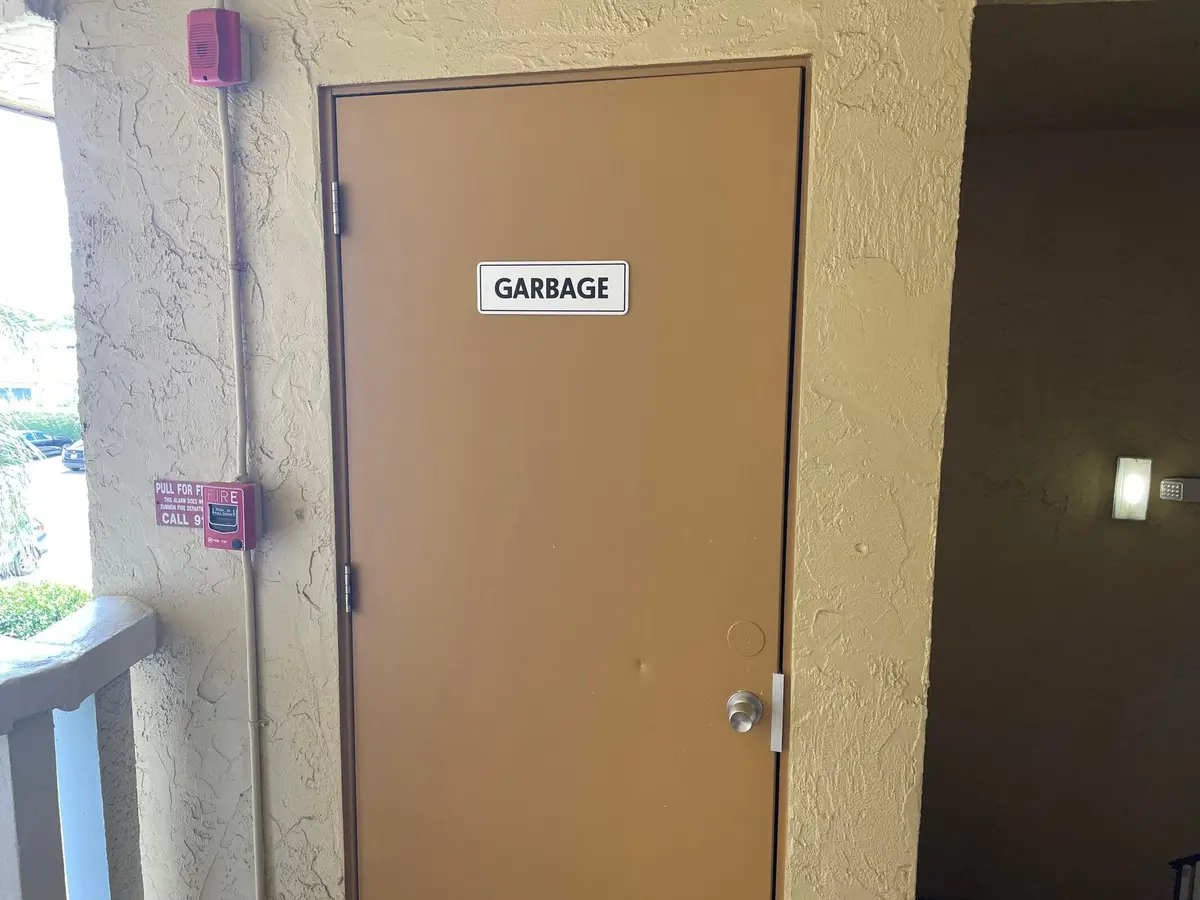 20240604050848715629000000-o at 700 Village Green Court, Palm Springs