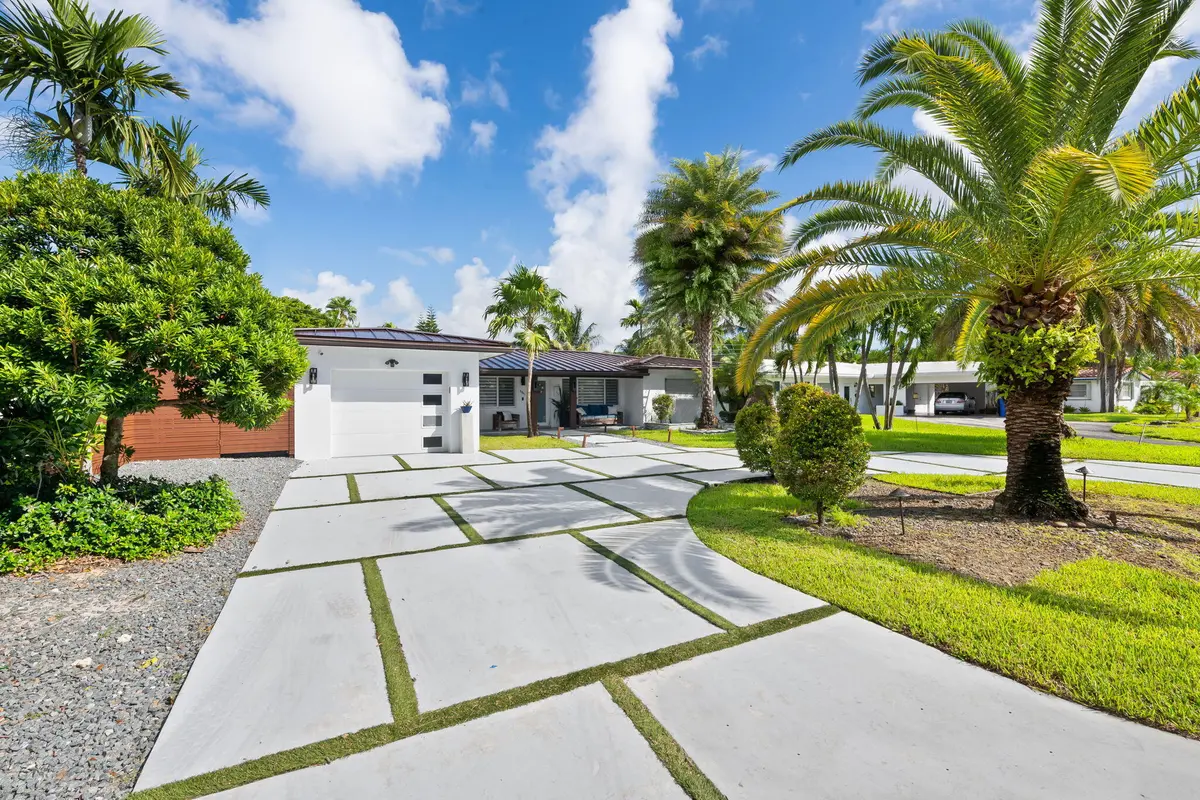 3-web-or-mls-DSC_0956 at 2041 NE 52ND Street, Fort Lauderdale