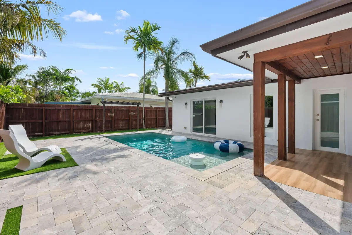 8-web-or-mls-DSC_0987 at 2041 NE 52ND Street, Fort Lauderdale
