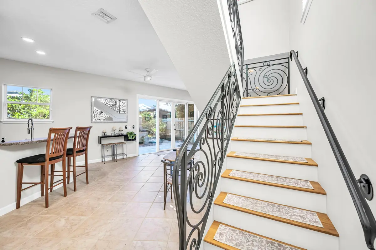 1627 E BROWARD BLVD-28 at 1627 E BROWARD Boulevard, Fort Lauderdale