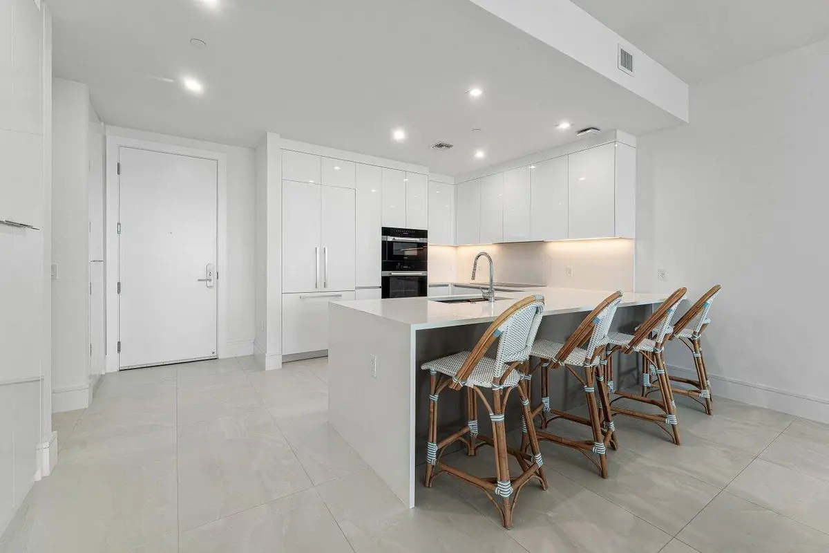 Kitchen at 220 Lake Shore Drive 1817, Lake Park