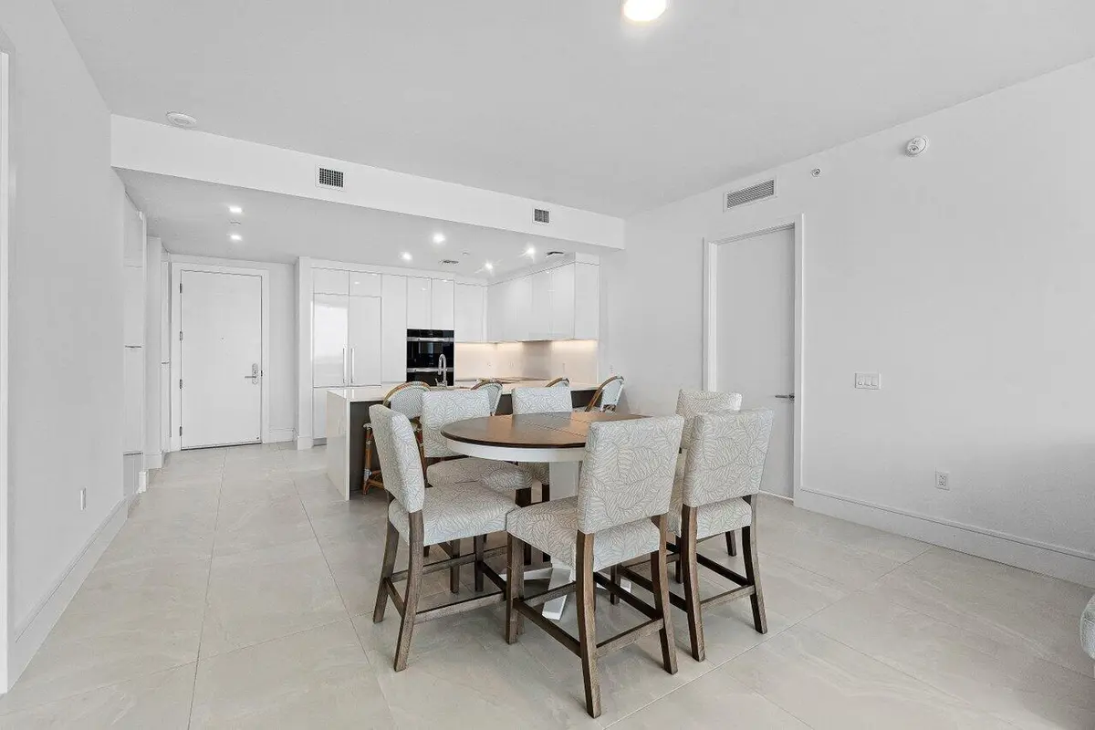 Dining Area at 220 Lake Shore Drive 1817, Lake Park