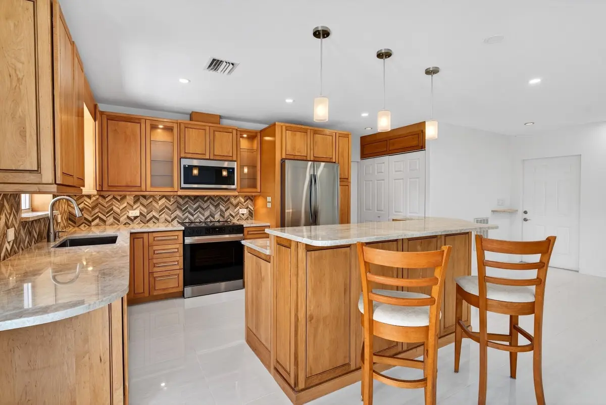 Center Island with Storage at 648 NW 30th Court, Wilton Manors