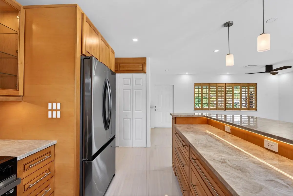 Quartzite Counters at 648 NW 30th Court, Wilton Manors
