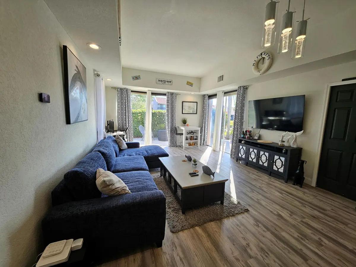 livingroom shades open at 3325 SE LA PRADO Court, Port St. Lucie