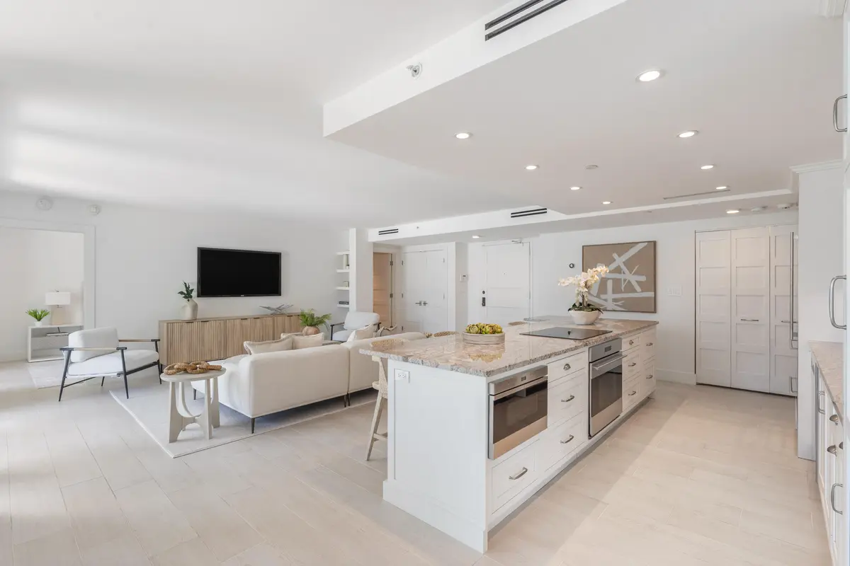 09-120 SE 5th Ave #219 Boca Raton, FL-10 at 120 SE 5th Avenue 219, Boca Raton