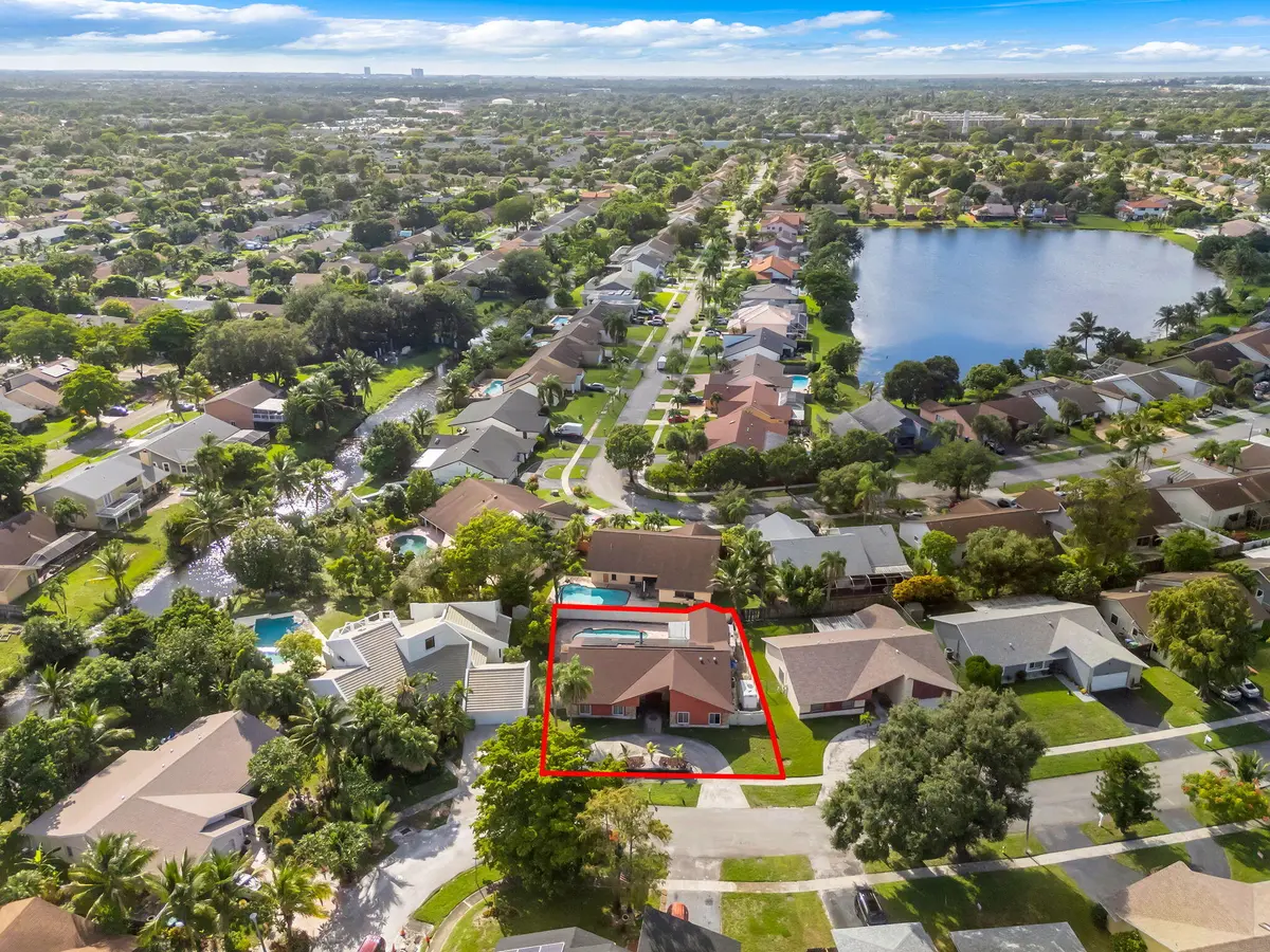 41-web-or-mls-7000NW49th-32 at 7000 NW 49TH Street, Lauderhill