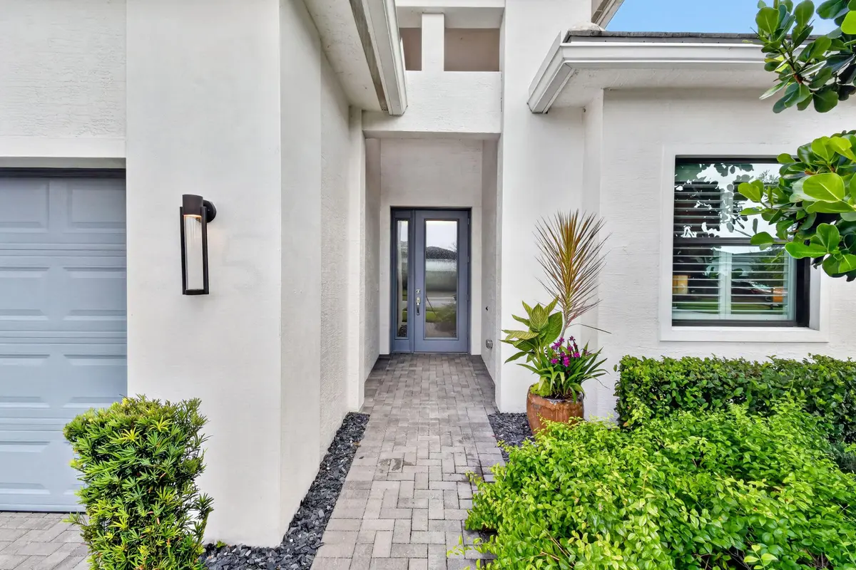 Entrance at 15811 Key Biscayne Lane, Westlake