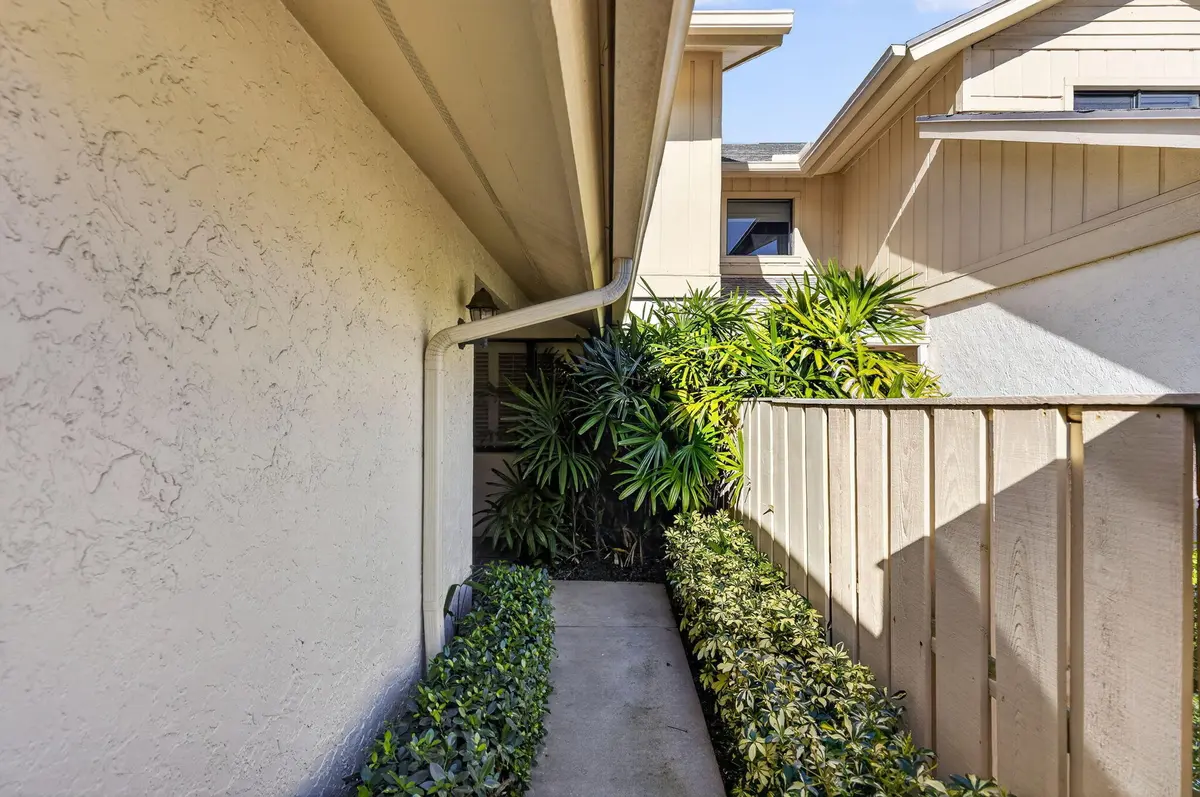 6-web-or-mls-_MLP0835 at 17053 Waterbend Drive 132, Jupiter