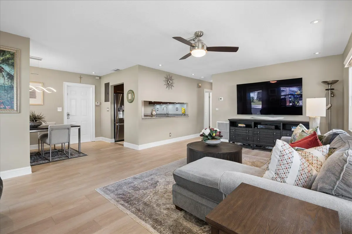 03--108 NE 22nd St-5 at 108 NE 22ND Street, Wilton Manors
