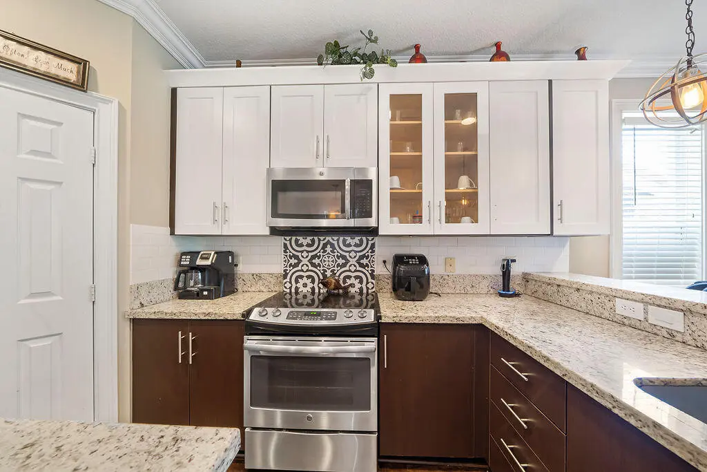 20220909152623909930000000-o at 156 CATANIA Way, Royal Palm Beach