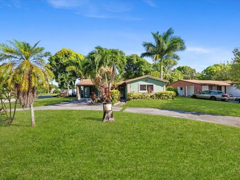 IMG_8716 at 7081 SW 30th Street, Miramar