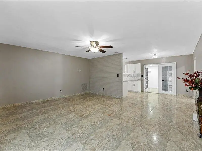 IMG_8722 at 7081 SW 30th Street, Miramar