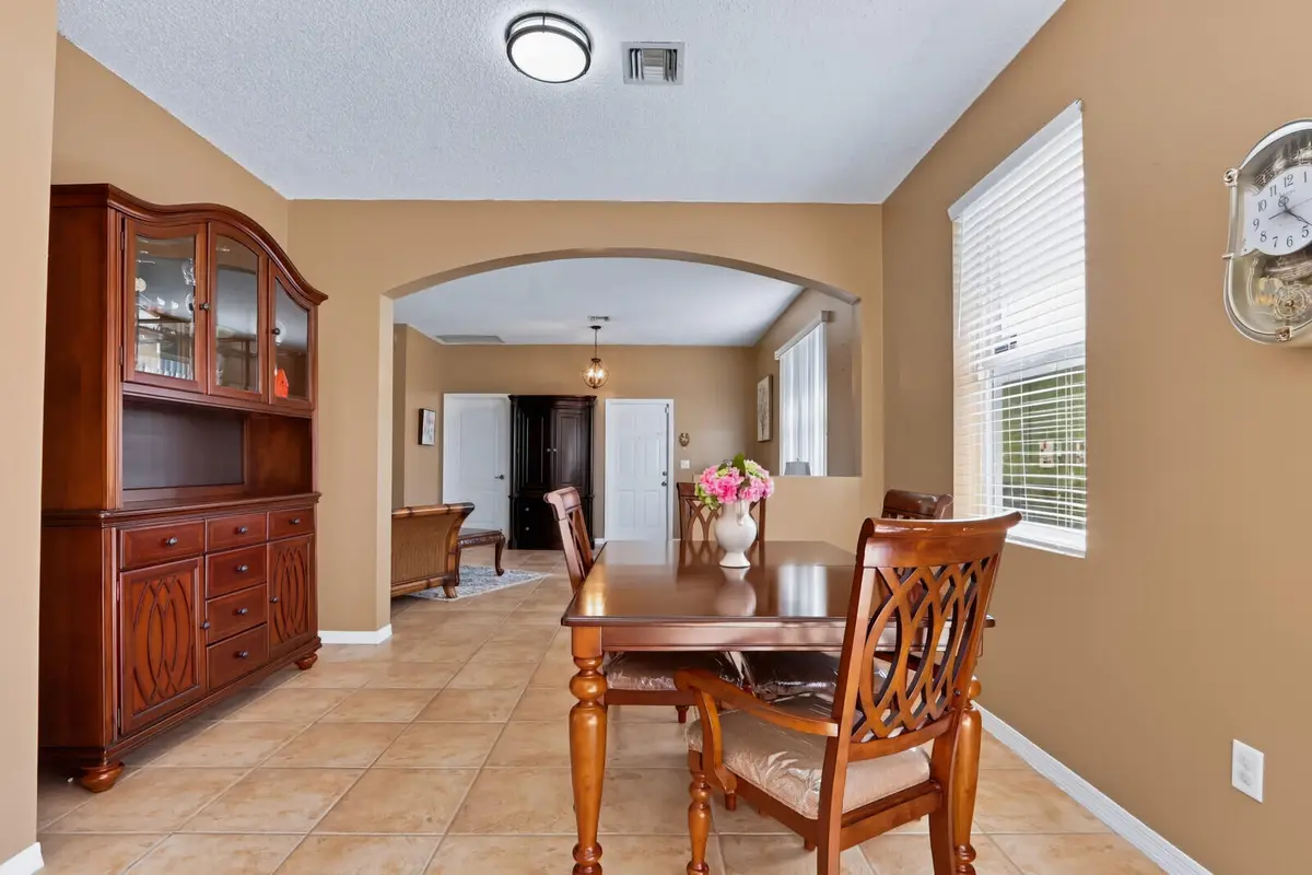 25_Image_13_mls at 1024 PARK HILL Drive, Haverhill
