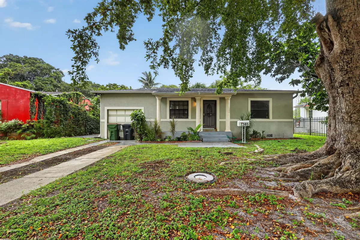 2-web-or-mls-8H3A1590 at 1385 NE 131ST Street, North Miami