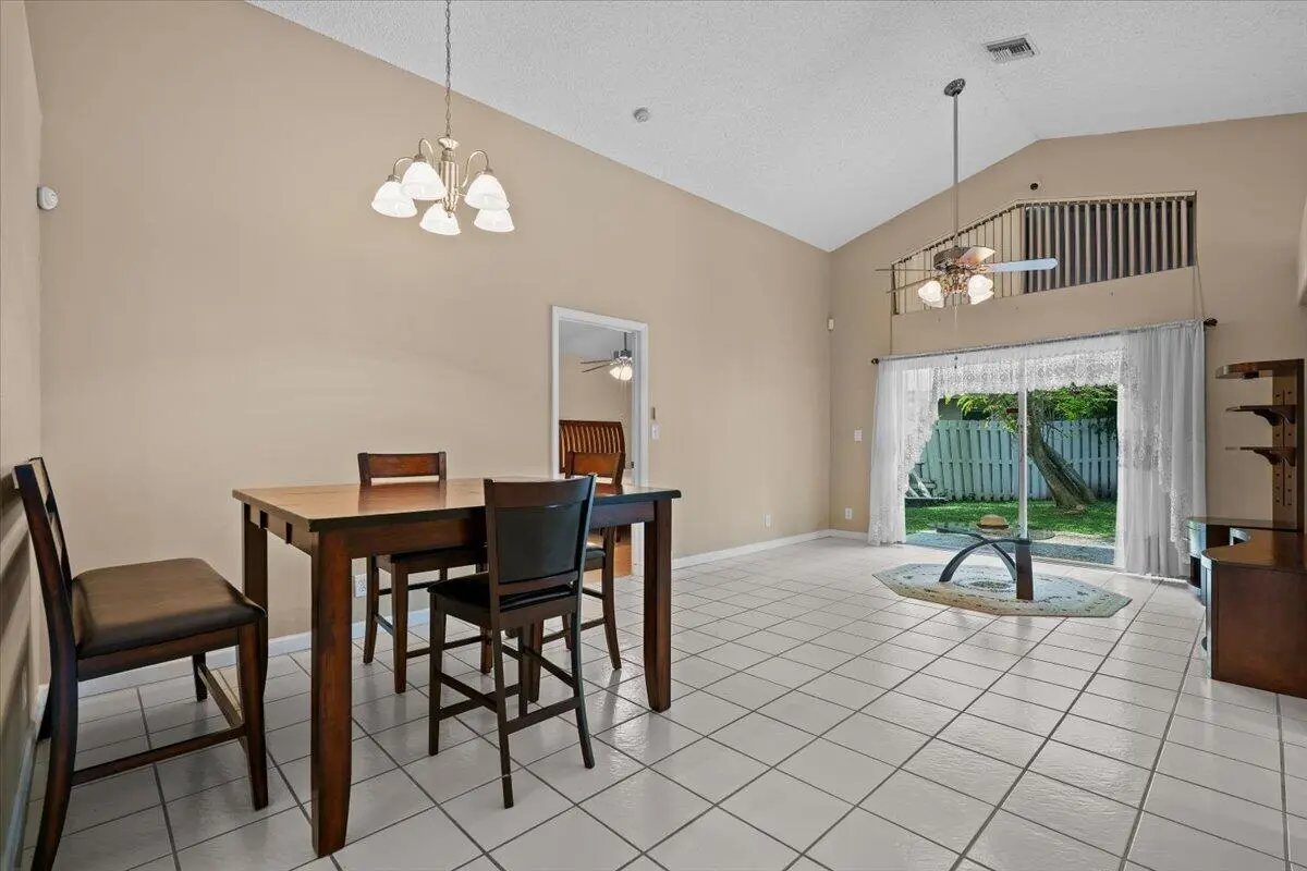 05-LUX_4764 at 127 SARATOGA Boulevard, Royal Palm Beach