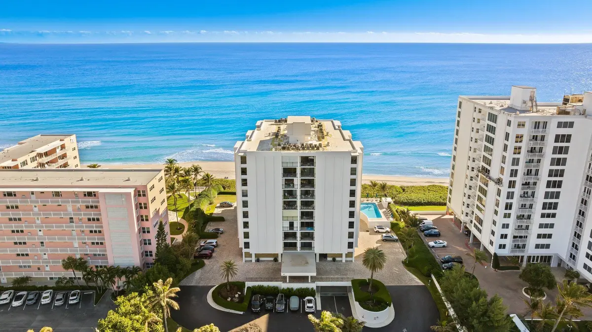 Boutique building at 3009 S OCEAN Boulevard 904, Highland Beach