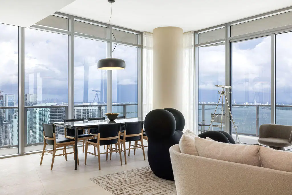 Dining Area at 1400 Biscayne Boulevard 5104, Miami
