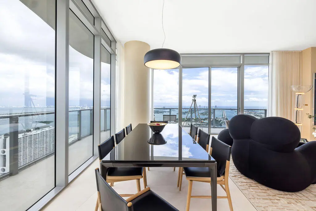 Dining Area at 1400 Biscayne Boulevard 5104, Miami