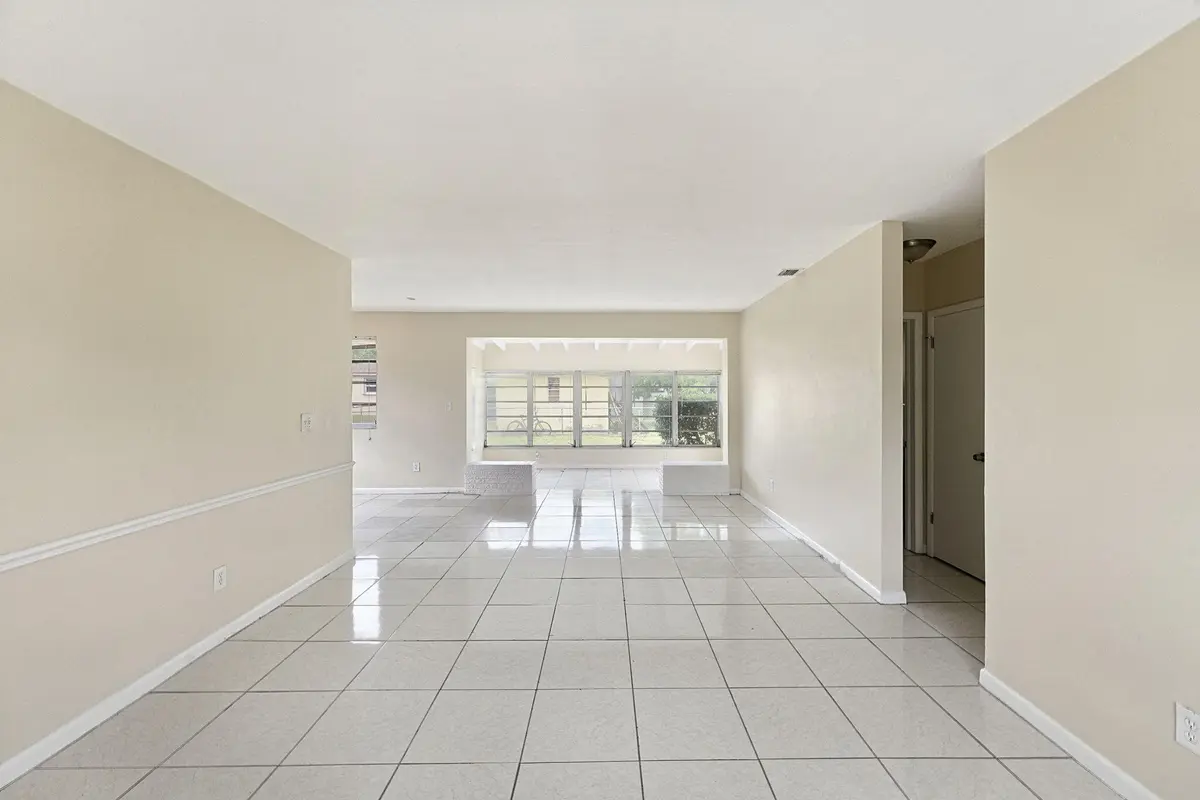 331 NW 185TH Terrace, Miami Gardens, FL – photo 8